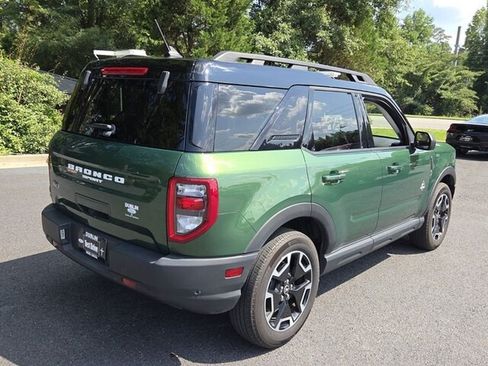 Used 2024 Ford Bronco Sport Outer Banks w/ Tech Package AWD/4WD image 14