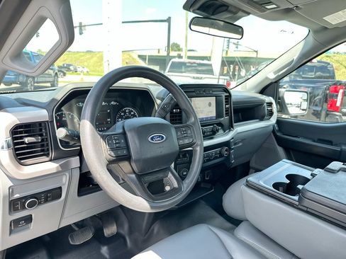 Used 2023 Ford F150 XL RWD image 9