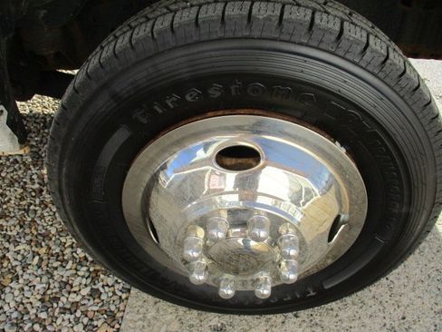 Used 2019 Ford E-350 and Econoline 350 Super Duty w/ Power Windows & Locks Group image 22