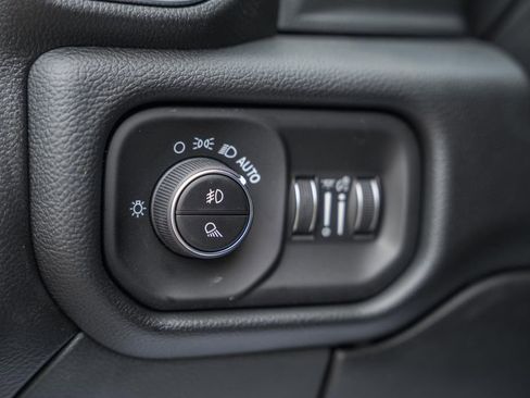 New 2026 RAM 2500 Laramie AWD/4WD image 52