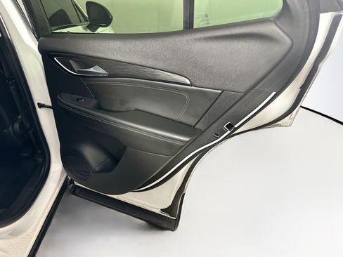 Used 2021 Buick Envision Preferred image 30