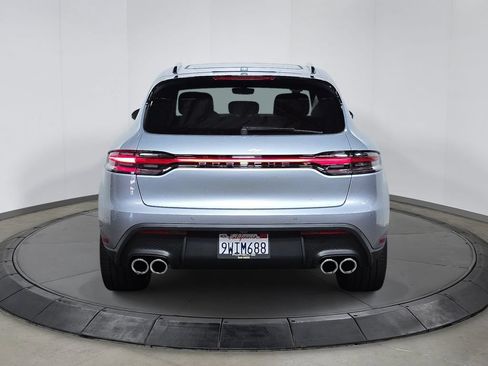 Certified 2026 Porsche Macan AWD/4WD image 6