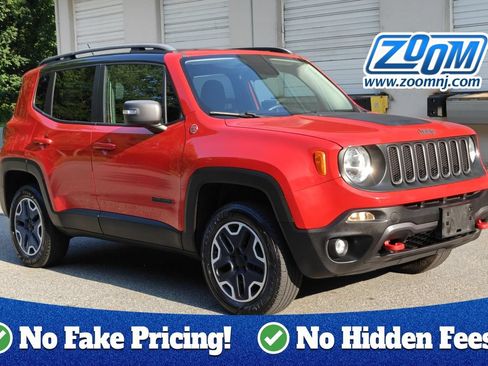 Used 2015 Jeep Renegade Trailhawk AWD/4WD image 1
