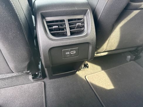 Used 2025 Chevrolet Blazer LT AWD/4WD image 16