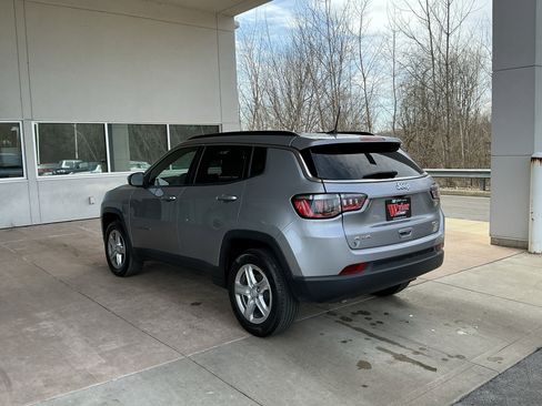 Used 2024 Jeep Compass Latitude w/ Altitude Special Edition image 20