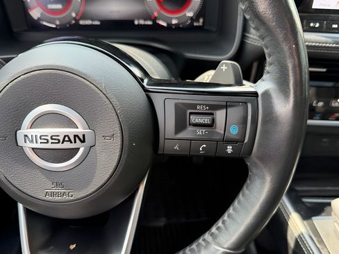 Used 2021 Nissan Rogue Platinum FWD image 38