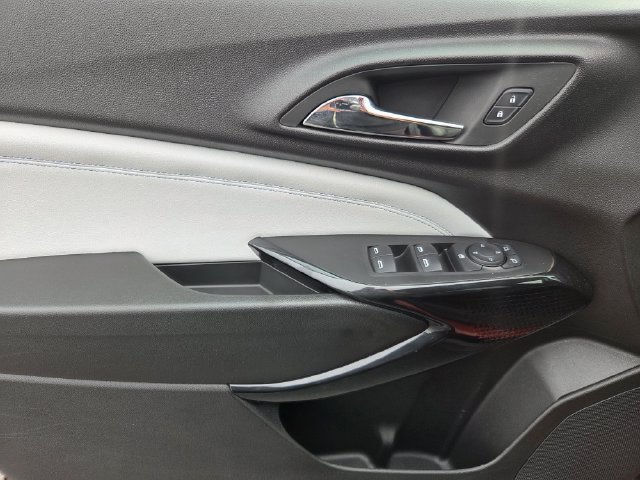 Certified 2024 Chevrolet Trax LT w/ Driver Confidence Package FWD image 19