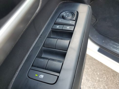 New 2025 Toyota Tacoma TRD Off-Road image 21