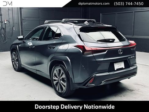 Used 2024 Lexus UX 250h F Sport AWD/4WD image 5