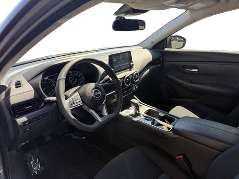 Used 2024 Nissan Sentra SV w/ All-Weather Package FWD image 9