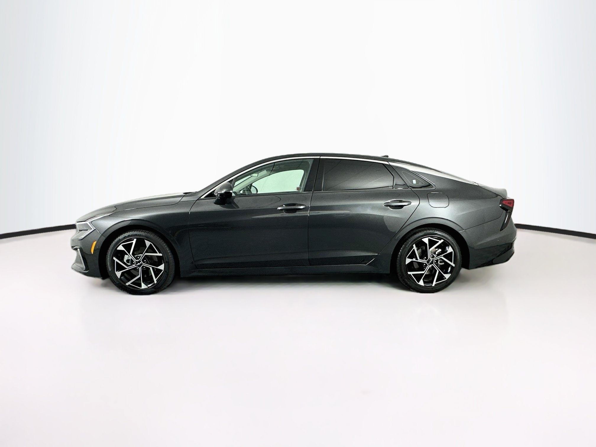 Used 2025 Kia K5 EX FWD image 4