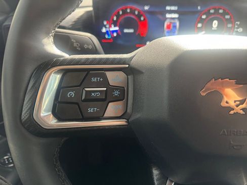 Used 2025 Ford Mustang Coupe image 22