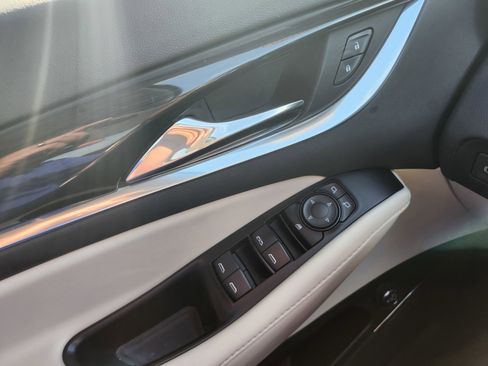 Used 2023 Buick Enclave Essence w/ Experience Buick Package image 18