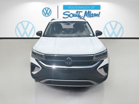Used 2023 Volkswagen Taos S FWD image 2