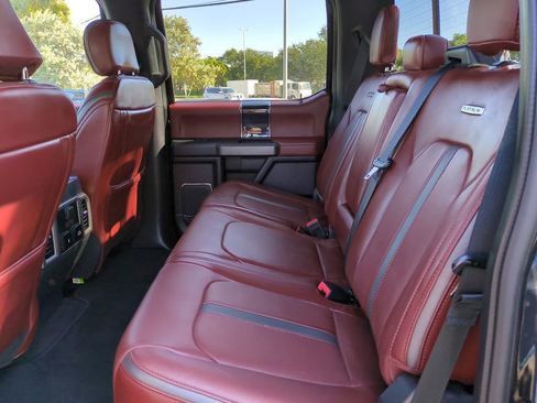 Used 2022 Ford F250 Platinum image 14