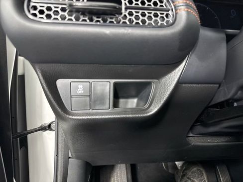 Certified 2023 Honda HR-V Sport image 16