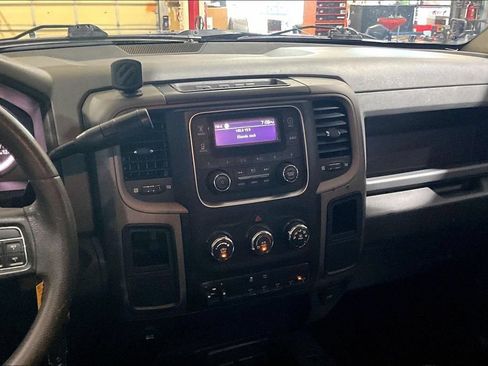 Used 2018 RAM 2500 Tradesman w/ Chrome Appearance Group AWD/4WD image 5