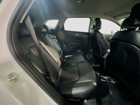 Used 2023 Kia Sportage EX FWD image 20