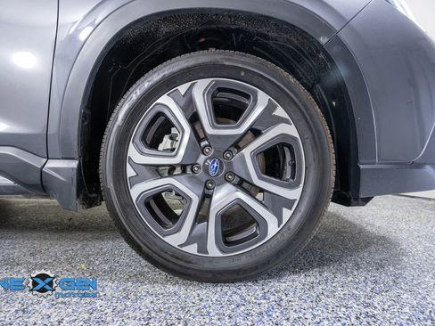 Used 2024 Subaru Ascent Limited w/ Technology Package AWD/4WD image 43