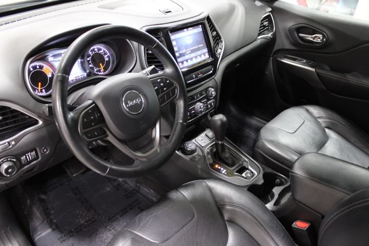 Used 2019 Jeep Cherokee Limited AWD/4WD image 43