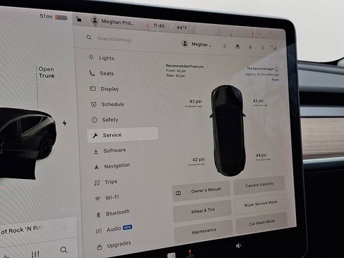 Used 2021 Tesla Model Y Long Range image 24