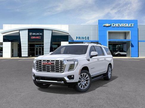 New 2026 GMC Yukon XL Denali w/ Denali Reserve Package RWD image 45