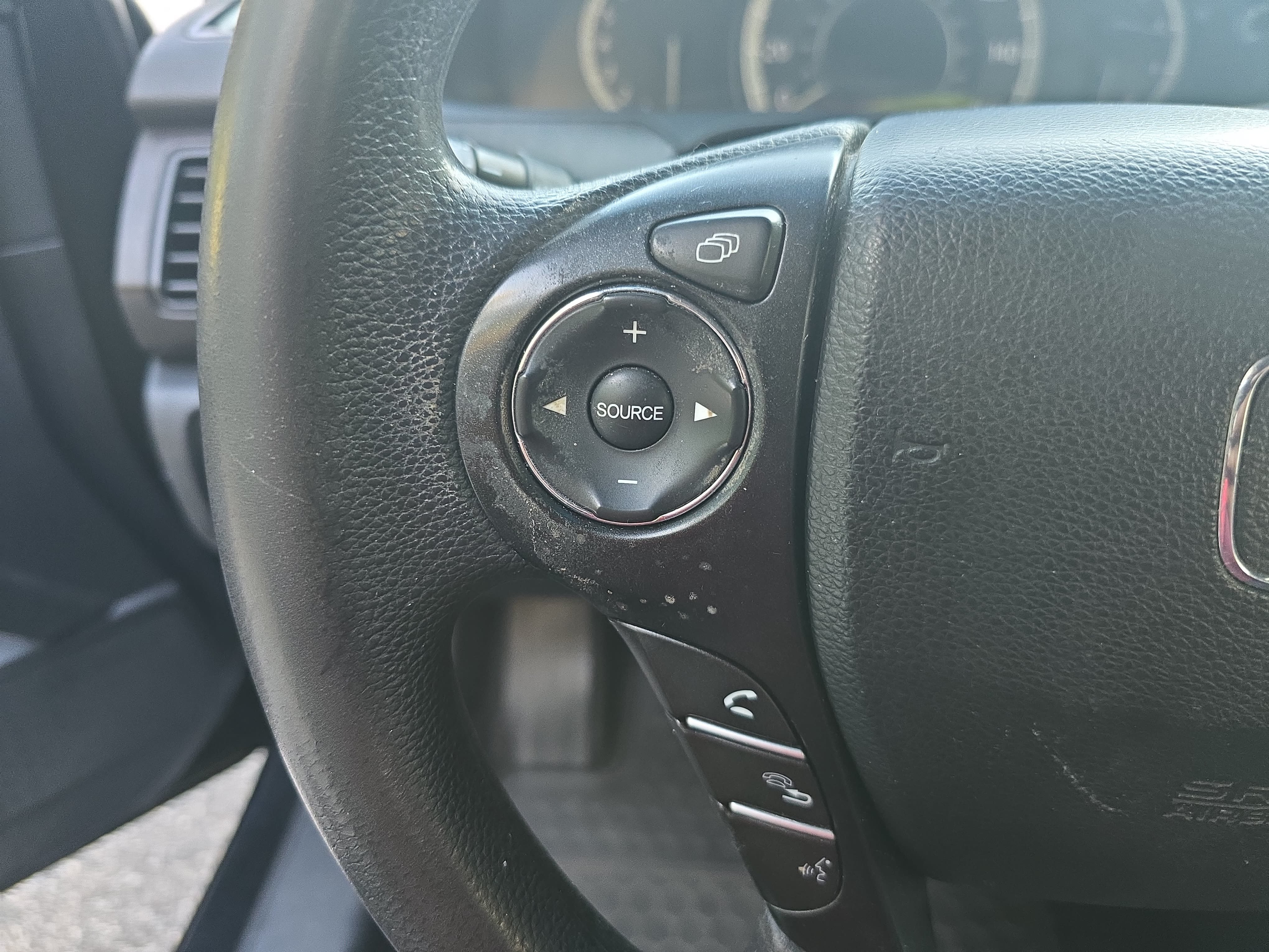 Used 2015 Honda Accord EX image 15