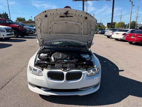 Used 2011 BMW 335i xDrive Coupe w/ Premium Pkg AWD/4WD image 10