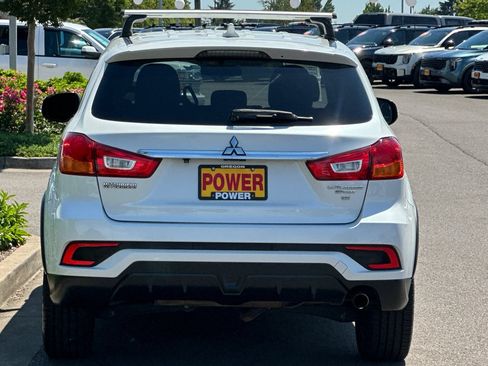 Used 2019 Mitsubishi Outlander Sport SE FWD image 5