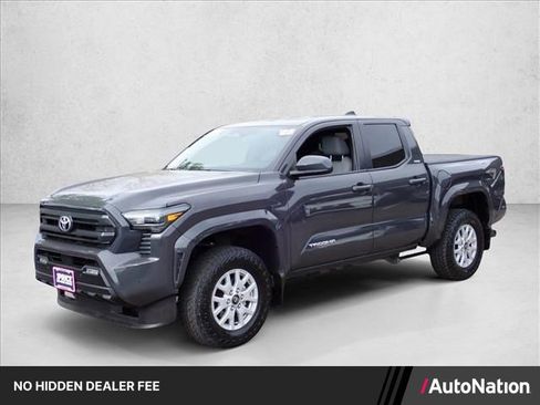 Used 2025 Toyota Tacoma SR5 AWD/4WD image 1