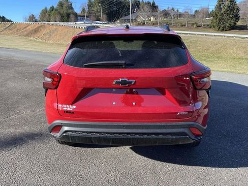 New 2026 Chevrolet Trax RS w/ Sunroof Package image 6