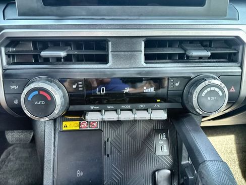 Used 2026 Toyota 4Runner TRD Off-Road AWD/4WD image 18