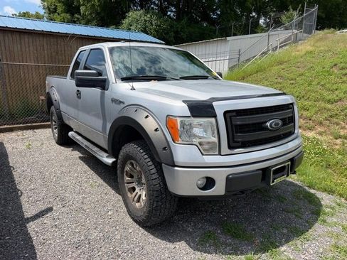 Used 2013 Ford F150 STX w/ Mid Equipment Group AWD/4WD image 2