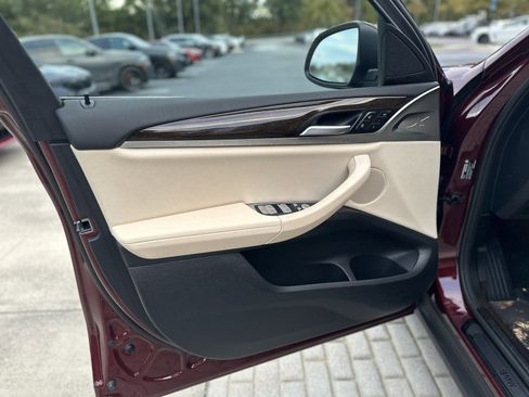 Used 2025 BMW X4 xDrive30i image 12