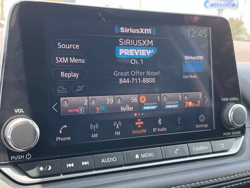 Used 2022 Nissan Rogue SV FWD image 19
