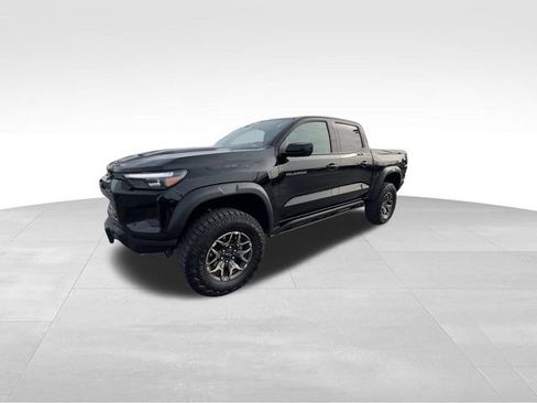 Certified 2024 Chevrolet Colorado ZR2 w/ Technology Package AWD/4WD image 4