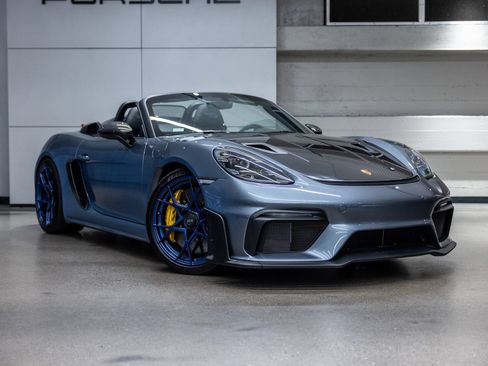 Certified 2025 Porsche 718 Boxster Spyder RS w/ Weissach Package RWD image 10