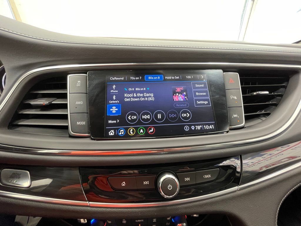 Used 2021 Buick Enclave Premium w/ Sun and Sites Package AWD/4WD image 29