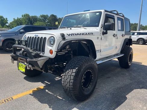 Used 2013 Jeep Wrangler Unlimited Sport AWD/4WD image 4
