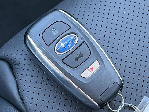 New 2025 Subaru Ascent Limited image 35