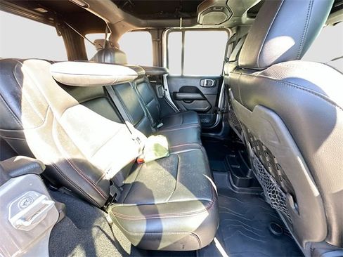Used 2019 Jeep Wrangler Unlimited Rubicon image 25