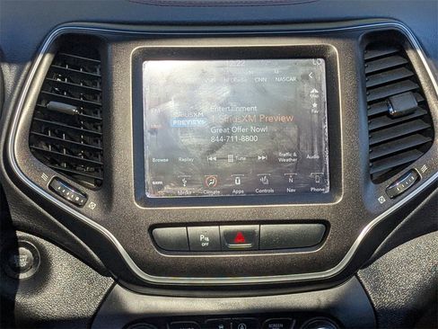 Used 2019 Jeep Cherokee Trailhawk w/ Comfort/Convenience Group image 19