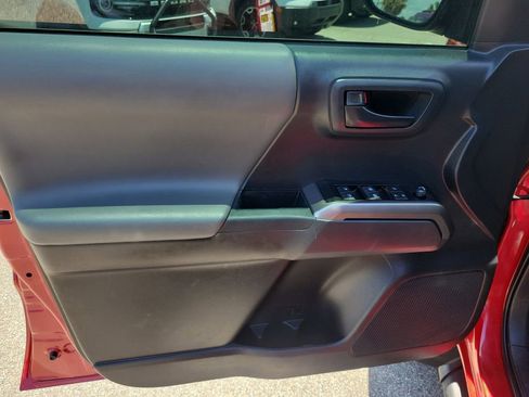 Used 2023 Toyota Tacoma SR5 RWD image 16