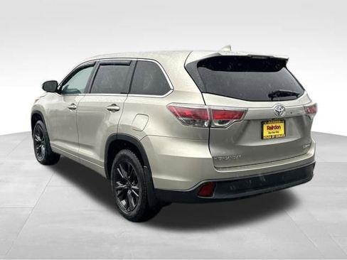 Used 2016 Toyota Highlander Plus image 7