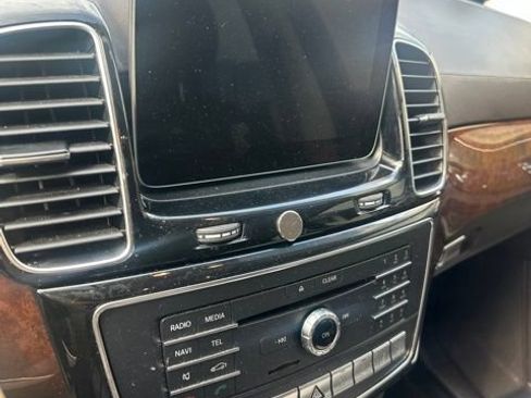 Used 2017 Mercedes-Benz GLS 450 4MATIC image 13