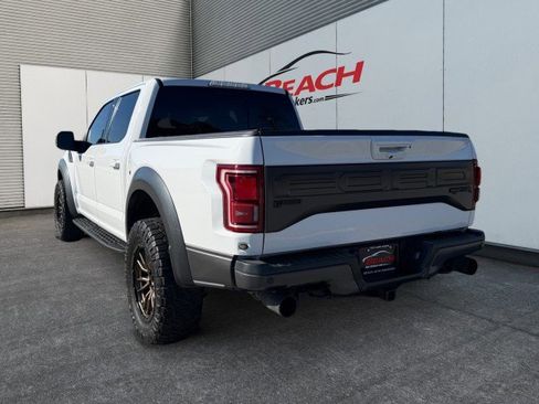 Used 2018 Ford F150 Raptor w/ Equipment Group 802A Luxury image 11
