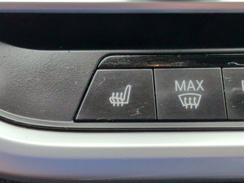 Used 2020 BMW X7 xDrive40i w/ Parking Assistance Package AWD/4WD image 27
