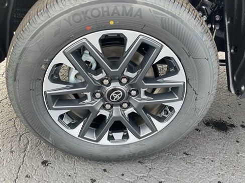 New 2026 Toyota Tundra Limited image 7