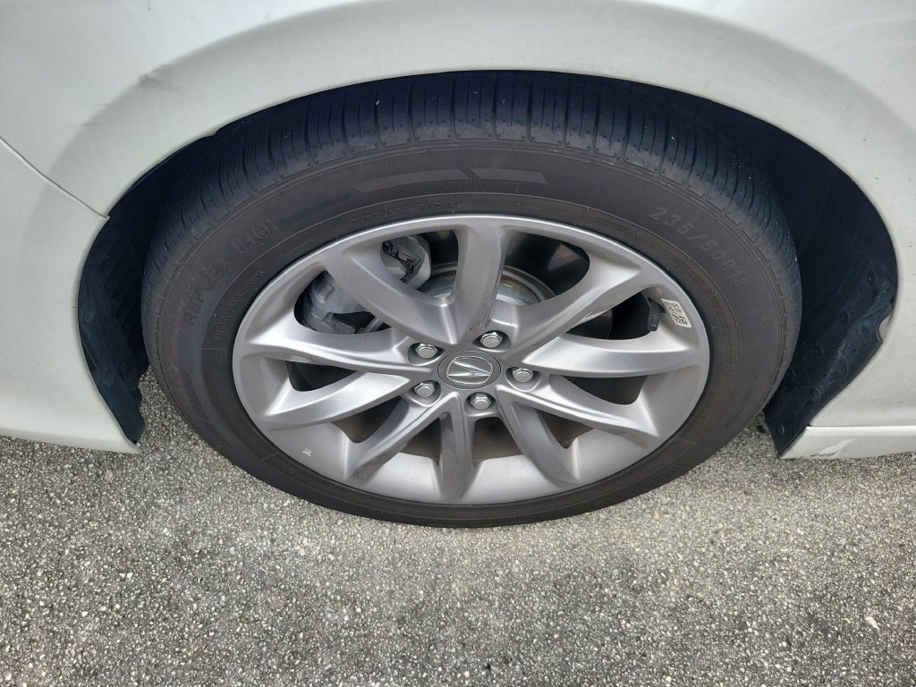 Used 2023 Acura TLX FWD image 3