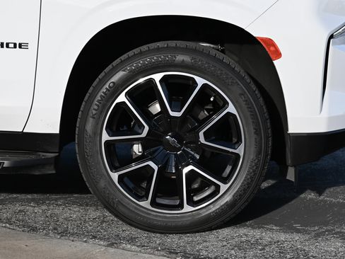 Used 2023 Chevrolet Tahoe RST w/ Luxury Package image 11